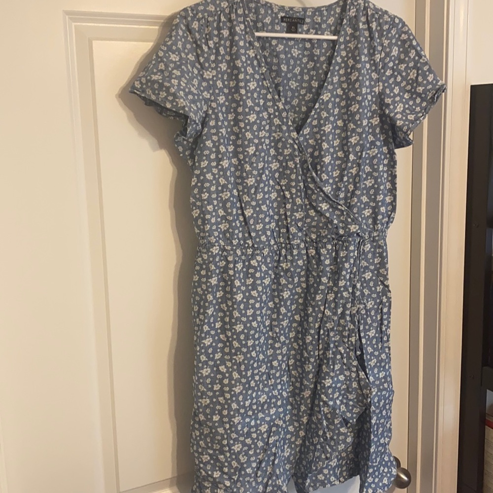 Hibiscus print wrap dress v-neck with clasp - Picture 1 of 2